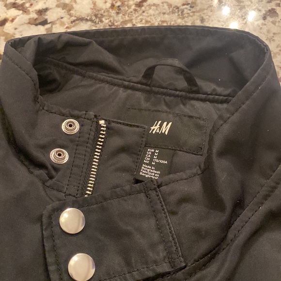 H&M Bomber jacket - Picture 3 of 4